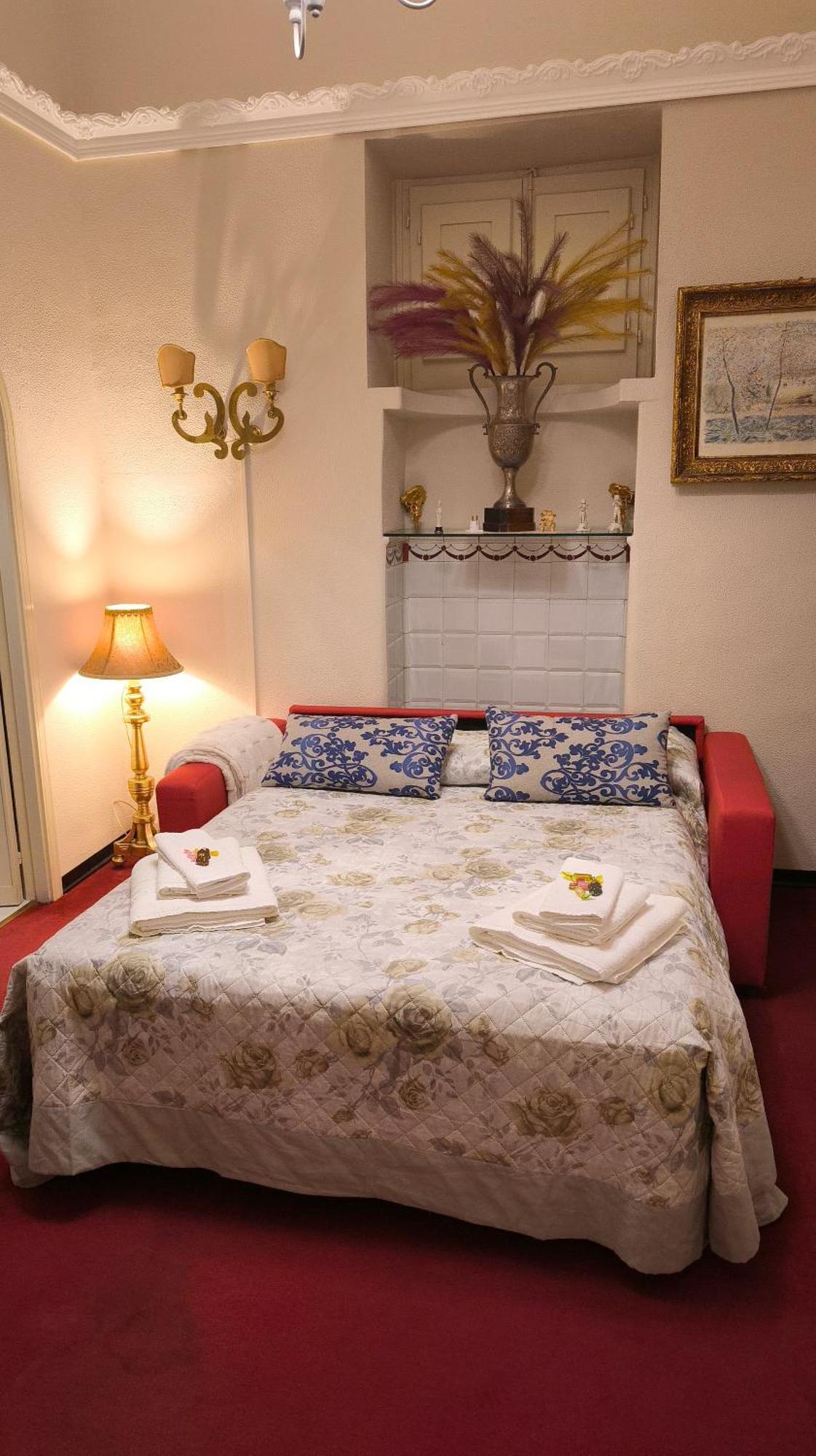 La Dimora Dell'Imperatore カターニア エクステリア 写真